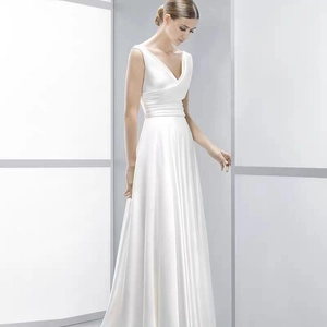 Ivory White Satin Wedding Dress V-Neck Sleeveless Backless A-Line Floor Length Bridal Gown With Sweep Train