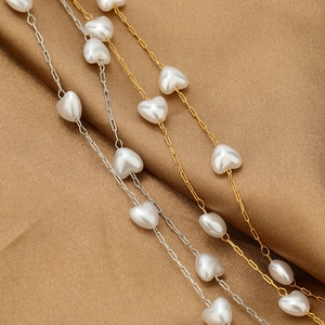 18K gold plated chain necklace with 6mm heart pearls in gold and silver finish