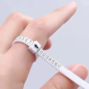 Medidor de anillos de PU blanco con escala EE.UU. 1-17 para medir el dedo