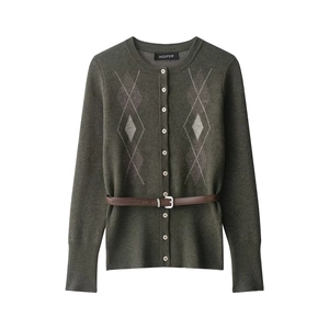 Cardigan en tricot vert foncé à motif losanges, manches longues et ceinture marron