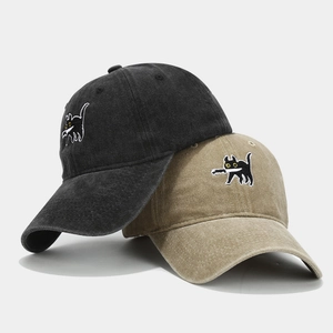 Casquettes de baseball en coton délavé avec broderie chat en noir et kaki