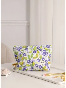 Neceser de maquillaje fresco con estampado de arándanos y diseño portátil de viaje