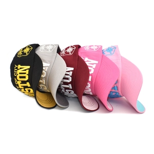 Stylish Boston embroidery cotton baseball cap in various colors for outdoor sun protection