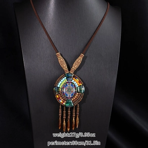 Detail showing bohemian tassel necklace weight 27g and 80cm perimeter measurement