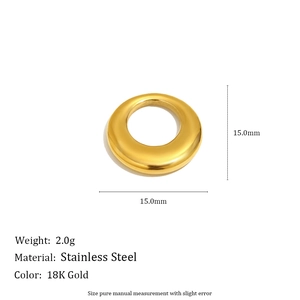 Detailed view of 15mm 18K gold-plated stainless steel hollow ring with size specs