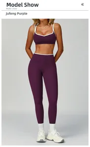 Dettaglio del set yoga viola Kyoho con bordi bianchi a contrasto su reggiseno sportivo e leggings