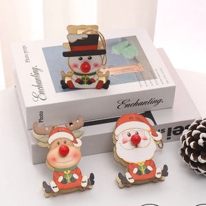 Ornamenti natalizi in legno con pupazzo di neve renna e Babbo Natale con nasi rossi 3D