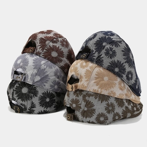 Retro daisy print newsboy caps for men and women in various colors with metal buckles