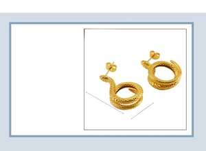 Detailed specs of gold snake earrings showing 18K vacuum plating and 304 stainless steel