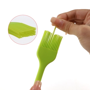 Green integrated silicone oil brush with flexible bristles for baking and BBQ use