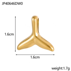 Detailed size and weight view of the golden stainless steel fishtail pendant