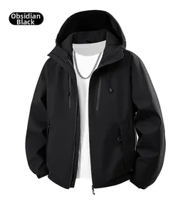 Détails de la veste à capuche noir obsidienne avec fermetures éclair et cordons
