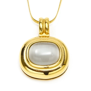 Chic 18k gold snake chain necklace with a vintage oval grey natural stone pendant
