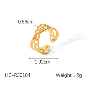 Detail showing the 0.86cm width and 1.92cm diameter of the gold hollow chain ring