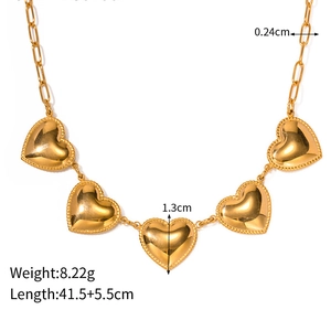 Détails du collier à pendentifs cœur en or 18 carats avec dimensions et poids précis