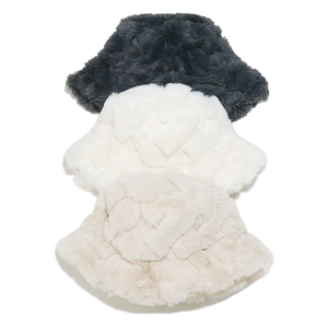Fuzzy winter bucket hats for women in white, beige and grey with embossed heart patterns