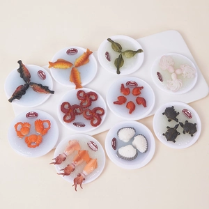 Realistische 10-delige miniatuur zeevruchten set met Merry Christmas etiketten