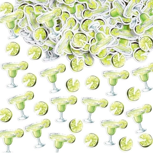 Confettis de citron et cocktail margarita pour décoration de table de fête tropicale