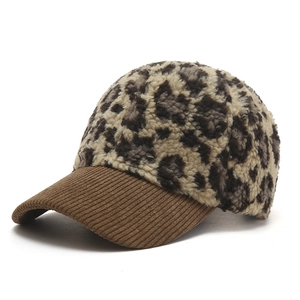Thick leopard print baseball cap with corduroy brim for autumn winter outdoor wear