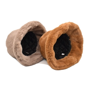Thickened plush bucket hat for women in light brown and caramel with quilted lining
