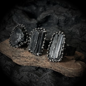 Vintage irregular black tourmaline adjustable open rings with antique silver plating