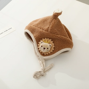 Plush brown lion earflap hat for kids with soft lamb wool and crown detail