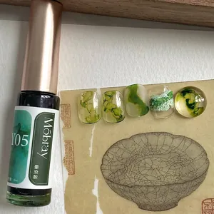 Detaillierte Ansicht von Mobray Y05 grünem Marmor-Nageltinte-Effekt und 8ml Flasche