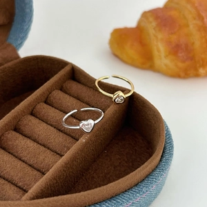 Minimalist heart zircon rings in gold and silver finish set in a premium jewelry box
