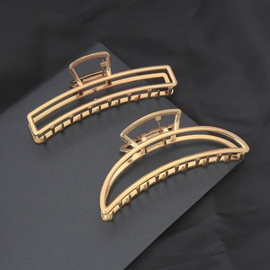 Metal Hair Claw Clip Large Hollow Geometric Zinc Alloy Elegant Rectangular Moon Shape Grip For Women Minimalist Accessory