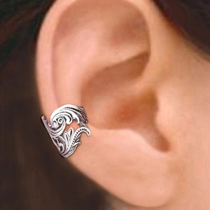 Vintage Retro Copper Ear Cuff Non Pierced Scroll Pattern Leaf Design Baroque Style Ear Bone Clip Jewelry For Women