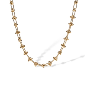Collier minimaliste en acier titane plaqué or 18K avec maillons ovales au design unique