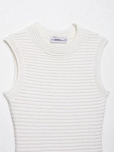 Detailed view of white ribbed knit sleeveless tank top with neck brand label and size tag