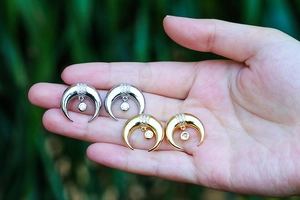 Vintage moon crescent stud earrings with micro-inlaid zircon pendants in gold and silver