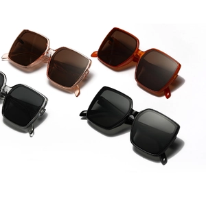 Retro square oversized sunglasses in black, tortoiseshell, and pink for men and women