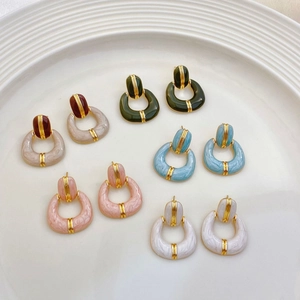 French Vintage Gold Plated Copper Enamel Drop Earrings Elegant Geometric U-shaped Marble Pattern Jewelry For Women Daily Party Gift