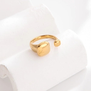 Minimalist 18k gold plated stainless steel open ring with a polished square geometric design