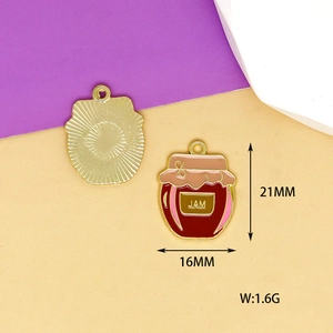 Detail of 21mm jam jar charm showing gold plated front and textured metal back