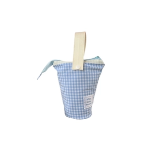Blue and white plaid portable water bottle carrier bag with handle and zipper closure