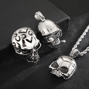 Gothic vintage silver skull pendant necklaces with sparkling diamonds and steel chain