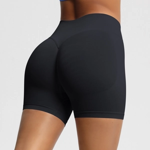 Vue arrière du short de fitness noir taille haute sans couture avec effet push-up