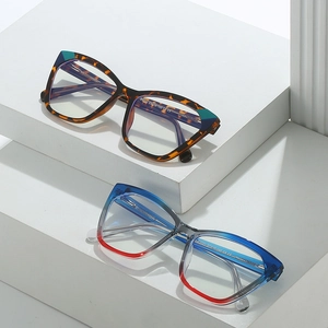 Detail of P5021 cat-eye TR90 frames showing tortoise and gradient color textures