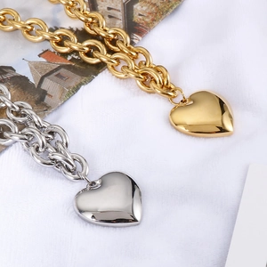 Minimalist heart pendant necklaces in gold and silver finish with high-quality chain links