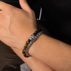 Double-layer men's bracelet featuring tiger eye stones, obsidian beads and steel chain