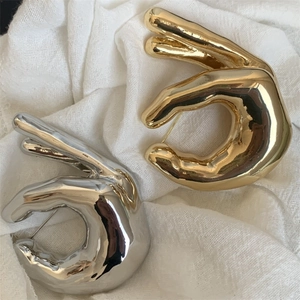 Rétro Geste de la Main OK Broche Pour Couples Individuel Alliage Épingle Métal Poli Accessoires de Vêtement Or Argent
