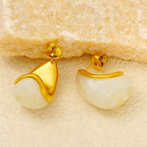 Chic 18k gold plated stainless steel earrings with white resin teardrop pendants