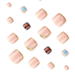 French style press-on toe nails in nude pink with glitter diamonds and pearls