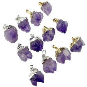 Natürliche Amethyst-Rohstein-Anhänger mit vergoldeten Kanten für DIY-Schmuck