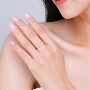 Elegant S925 sterling silver double-row pavé diamond ring for a minimalist chic style