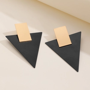 Parure bijoux 3 pièces avec pendentifs triangle noir et doré sur collier en corde noire