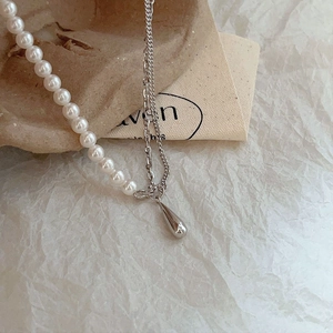 Minimalist 925 silver necklace featuring elegant pearls and water-drop pendant
